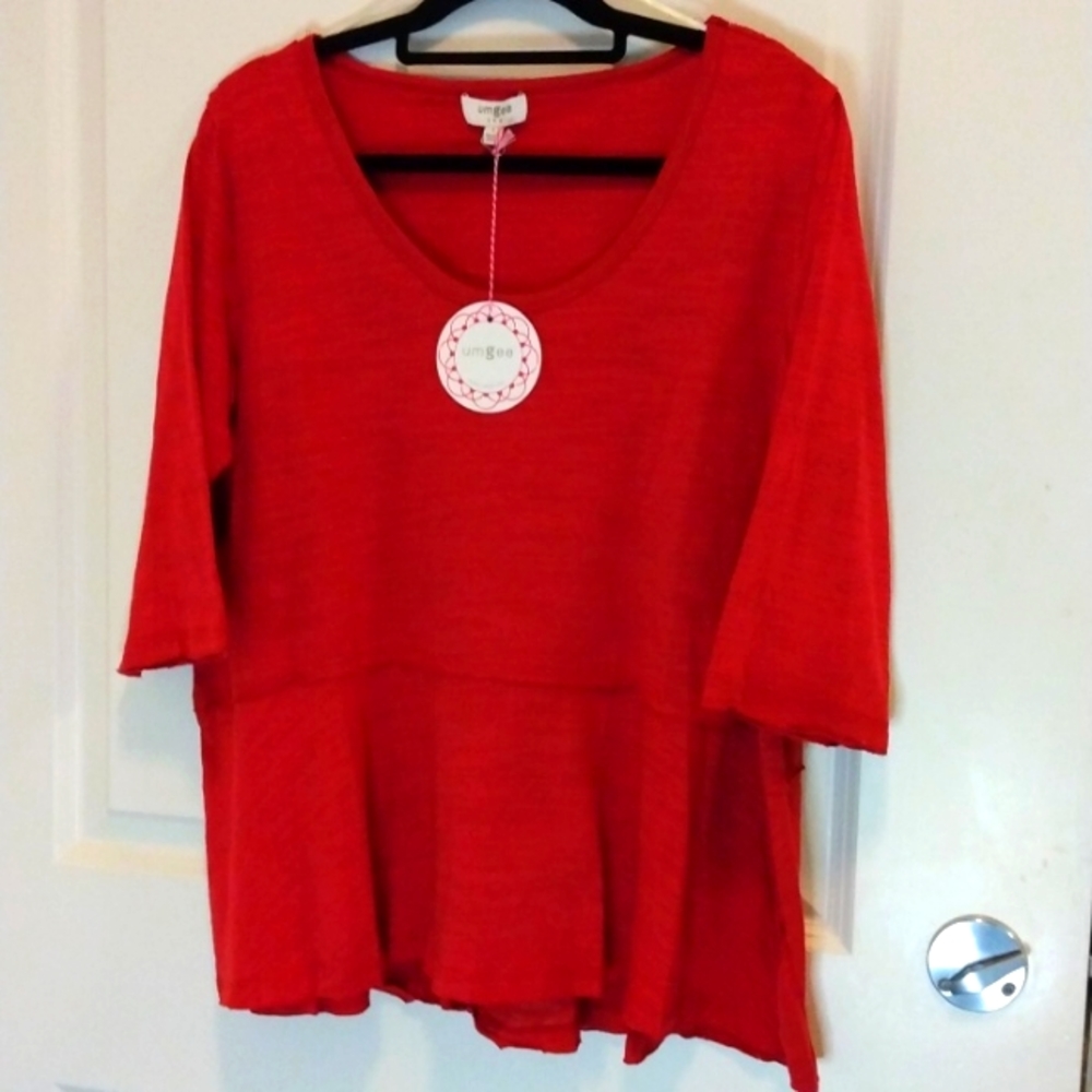 Umgee NWT Large Top, 100% cotton, raw hems, oversized